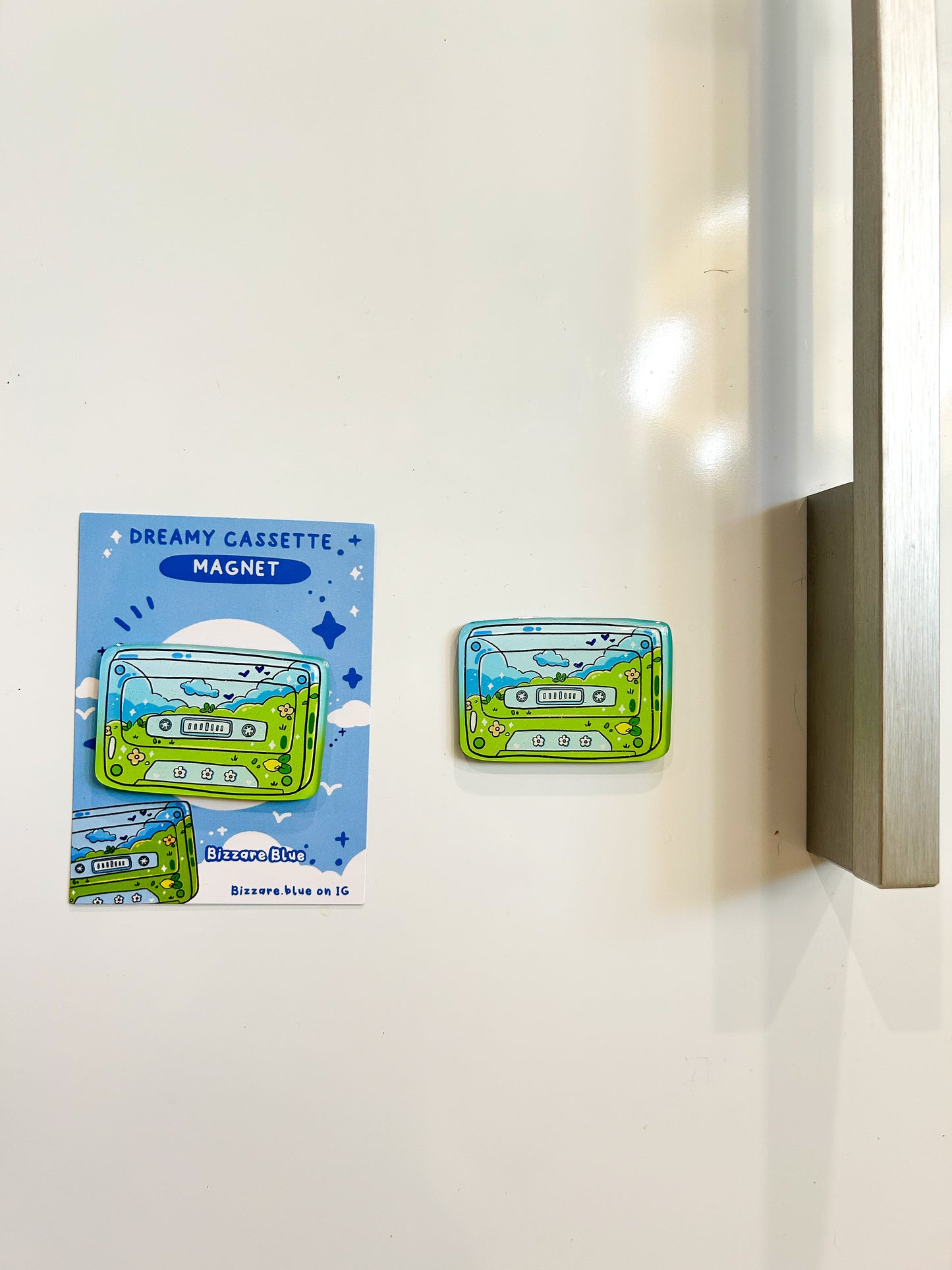 Dreamy cassette magnet