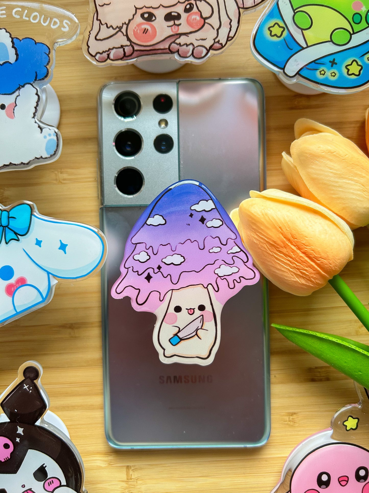 Aurora mushroom phone grip